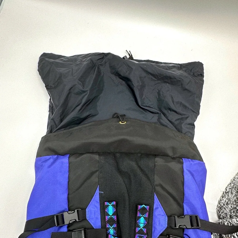 Quest internal frame